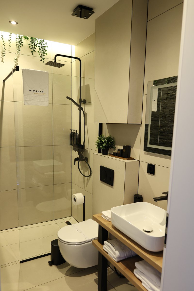 Private bathroom at Nivalis Resort & SPA chalet